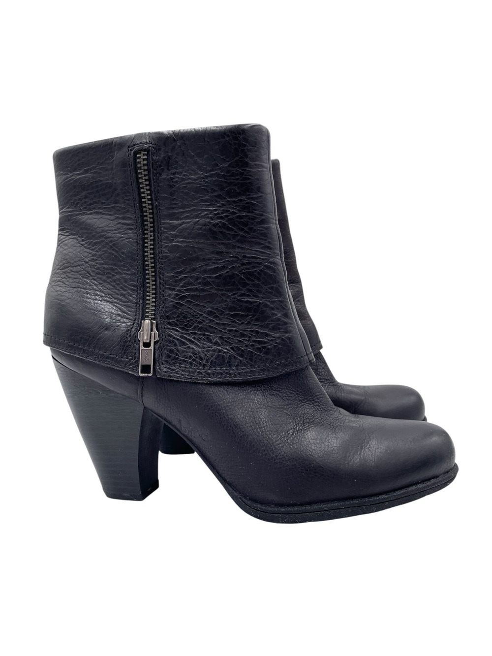 B.O.C. Born Concept Ankle Boots Size 9 Black Leather Foldover Cuff Side Zipper